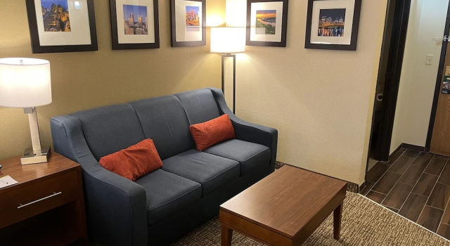 Двухместный люкс Wingate by Wyndham Pittsburgh West Mifflin