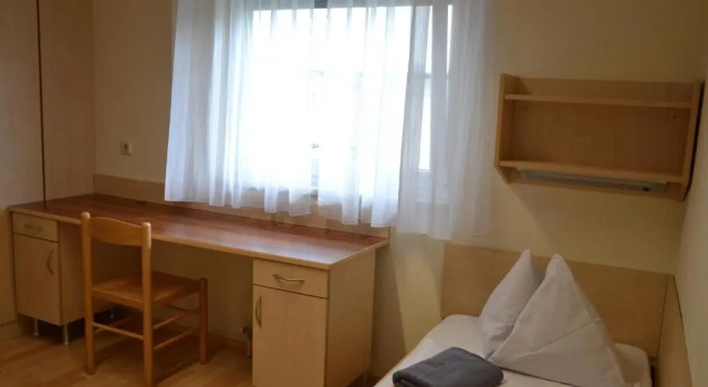 Mladinski dom - Hostel, Rezervați Hostel Klagenfurt Wörthersee