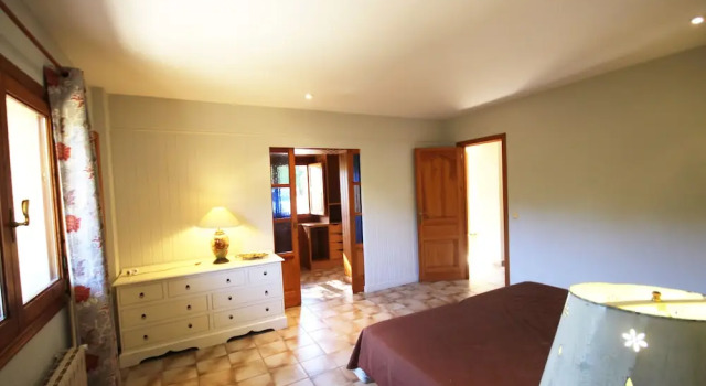 Вилла с 4 комнатами с балконом Private & Luxurious Villa With Pool - Lots of Space & Short Walk to the Sea