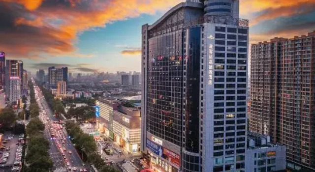 Microtel by Wyndham Hotel (Handan Road/New Century Commercial Square), Rezerwuj Hotel Hotele 3-gwiazdkowe w Handan, 3*