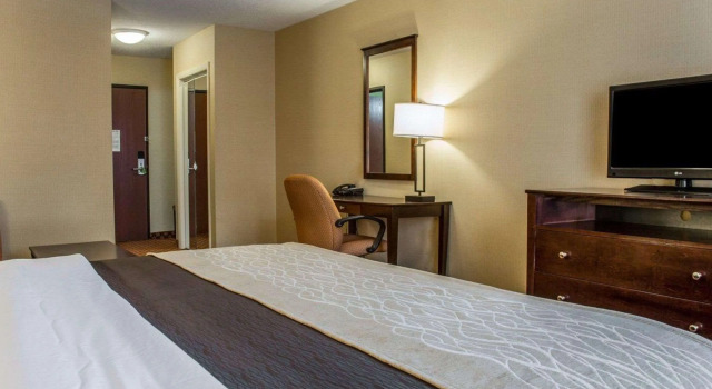Comfort Inn Naugatuck, Rezerwuj Hotel Naugatuck Connecticut