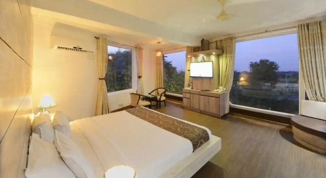 Номер Executive Hotel Pushpvilla