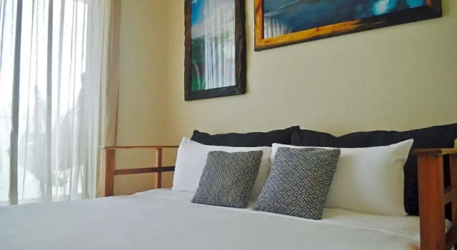 Апартаменты Classic Newport House Playa Boutique Hotel - Beach Club Access