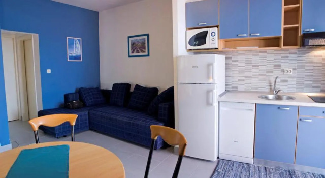 Апартаменты с 2 комнатами с балконом и с видом на море Apartments Deak