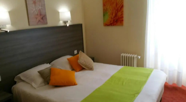 Двухместный номер Standard с видом на улицу CitHotel Du Port Rhu