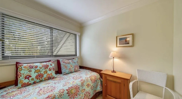 Ocean Cove 835