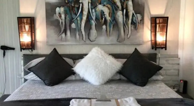 Люкс White River B & B