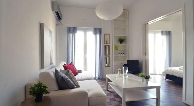 Апартаменты с 2 комнатами с балконом Kerameikos, a lovely apartment