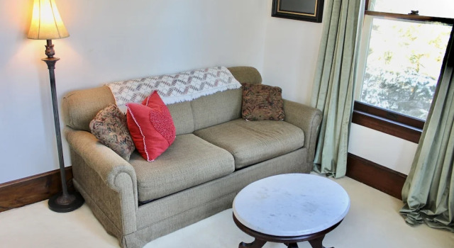 Двухместный люкс Standard с балконом The Interlaken Inn
