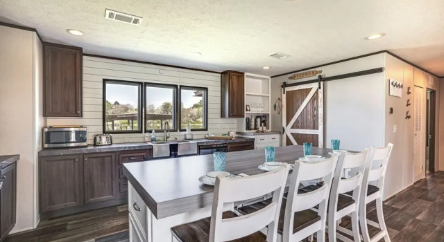 Sunset Cove Lakefront Rental w/ Private Dock!, Réserver Maison de vacances Onalaska Texas