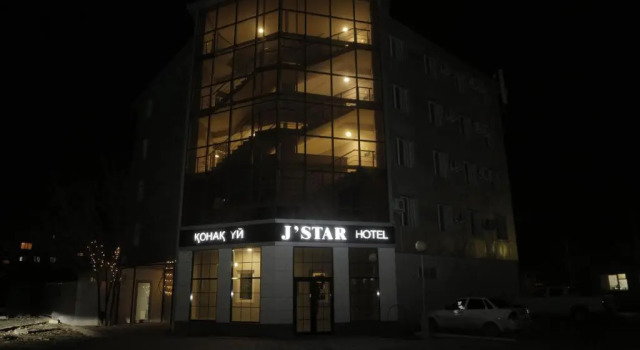 J'Star Hotel