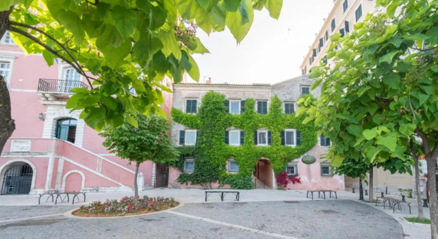 Апартаменты Цокольный этаж Spianada Studios by Konnect, Old Corfu Town
