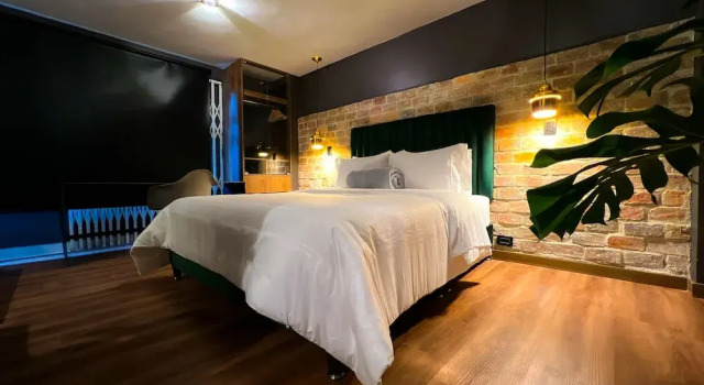 Апартаменты Luxury Hotel Lleras Park IV