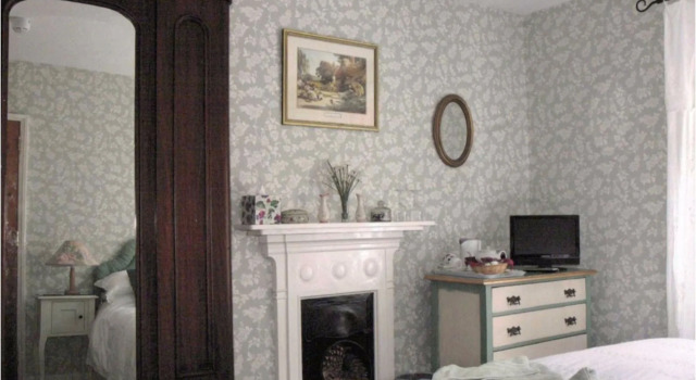 Hillside House - Guest House