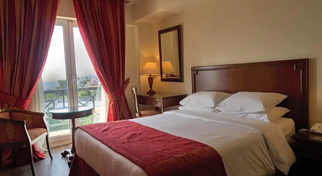 Номер Classic с видом на море Volos Palace