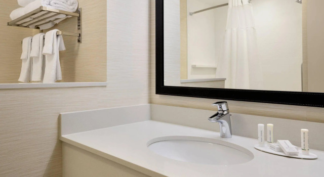 Двухместный номер Standard Fairfield Inn & Suites by Marriott Lancaster East at The Outlets