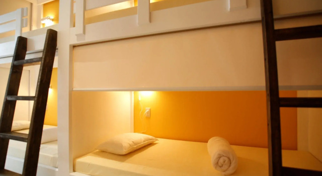 The LANAI HOSTEL