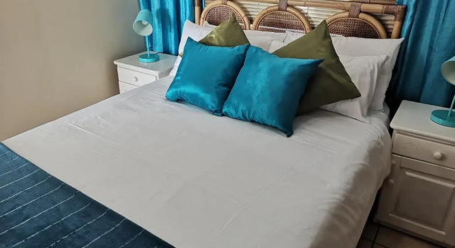 Fig Tree Strand Beach Front Apartments
