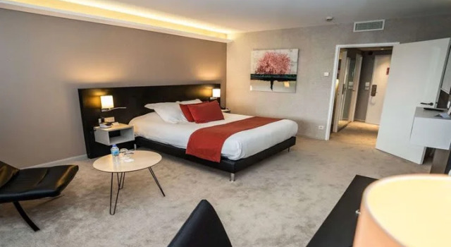 Двухместный номер Standard с красивым видом из окна Best Western Plus Metz Technopole