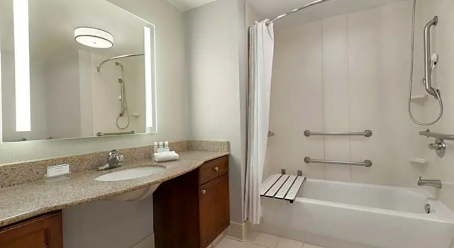 Четырёхместный номер Standard Homewood Suites by Hilton Sacramento Roseville