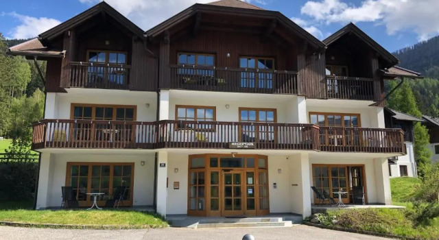 Апартаменты Deluxe Panorama Apartment-Maibrunn-Alm