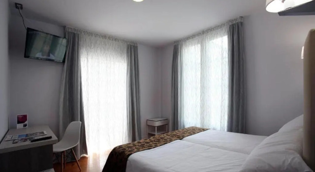 Двухместный номер Superior с балконом Casual Gurea Bilbao