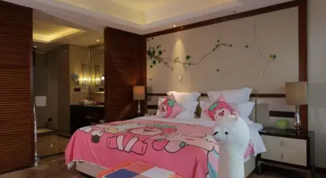 Семейный люкс Executive с видом на реку Guolong Hotel