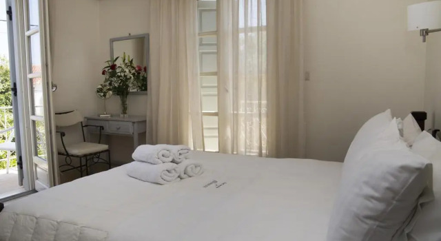 Mimoza, Prenota Hotel Spetses Isole Saroniche
