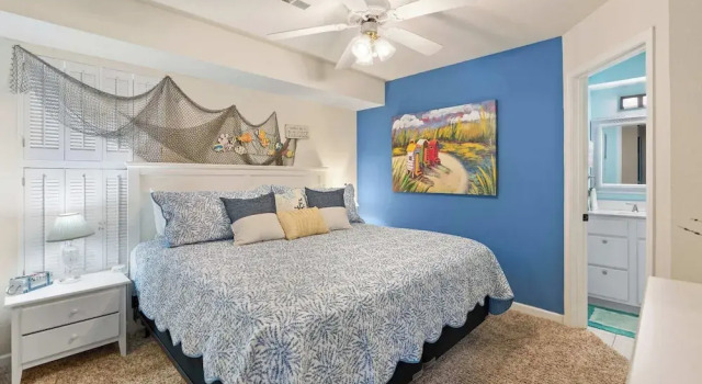 Latibe Retreat Lakefront Condo for 4 w/ Balcony & Pool Access, Prenota Appartamento Hotel a Missouri con parcheggio, Parcheggio