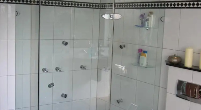 Четырёхместный номер Standard Hotel Adria Stuben
