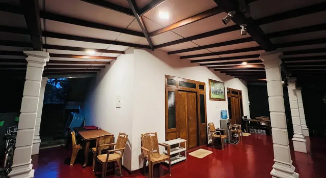Кровать в общем номере Sigiri Serenity Hostel