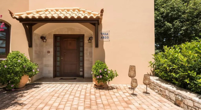 Вилла с 3 комнатами Iason Villas   Chania, Crete