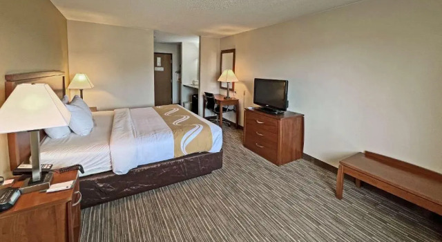 Номер Standard Quality Inn Mitchell I-90
