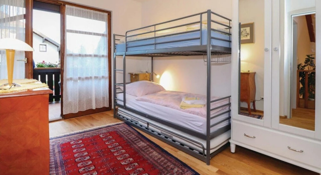 Ferienhaus - Mondsee, Book Hotel Mondsee 