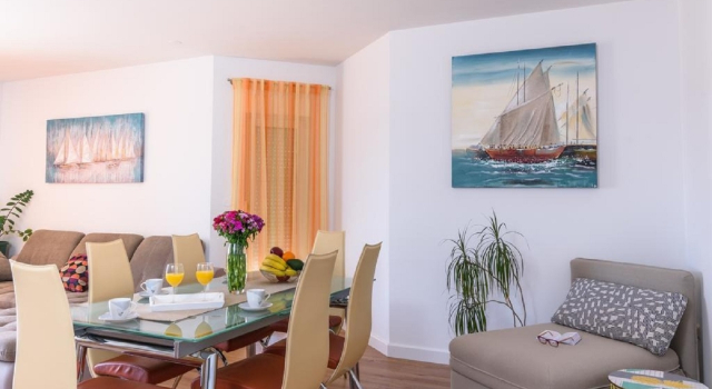 Apartment Maša - modern sea view apartment: A1 Trogir, Riviera Trogir, Забронировать Апартаменты/квартира Трогир 