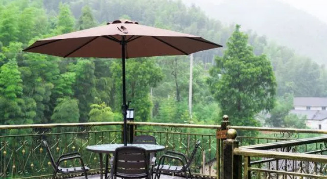 Anji Creek Travel Family River holiday beautiful stay, Prenota Hotel Hotel a Huzhou con piscina, Piscina
