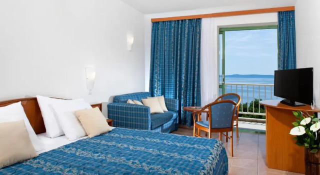Двухместный номер Standard sea side Bluesun Hotel Marina