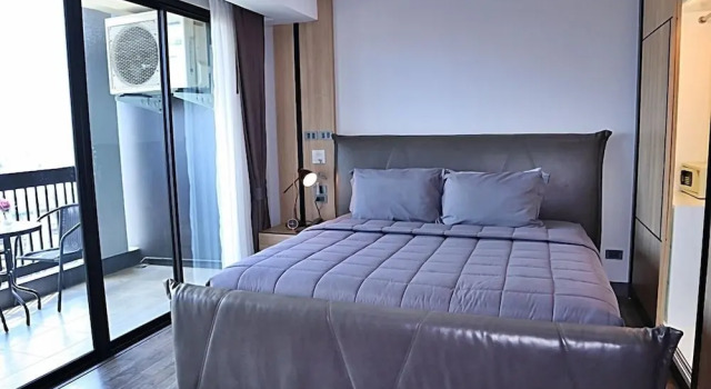 Студия с балконом Wellness Chiang Mai Hotel
