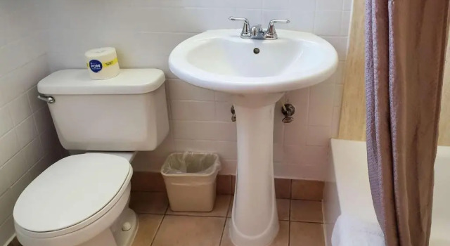 Четырёхместный номер Standard Motel 6-Canon City, CO 719-458-1216