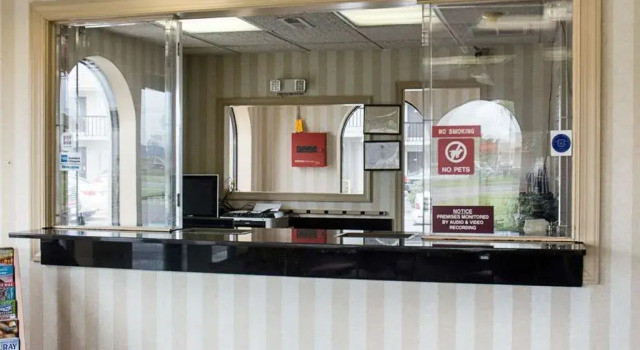 Econo Lodge