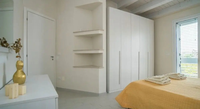 Holiday Villa White, Забронировать Вилла Коттеджи Авола, Коттедж