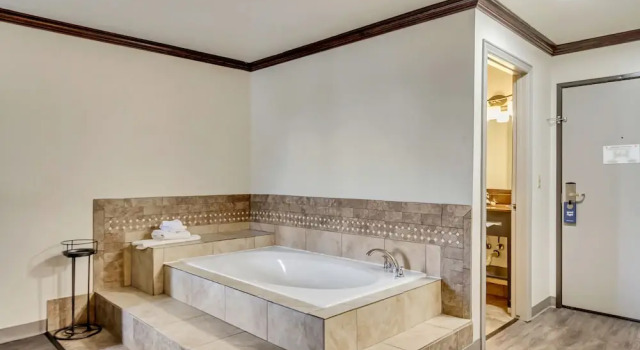 Двухместный люкс Park Inn by Radisson, Salt Lake City-Midvale