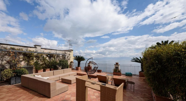 Via Posillipo 335 in Naples, Забронировать Апартаменты/квартира Апартаменты Позиллипо, Апартаменты/квартира