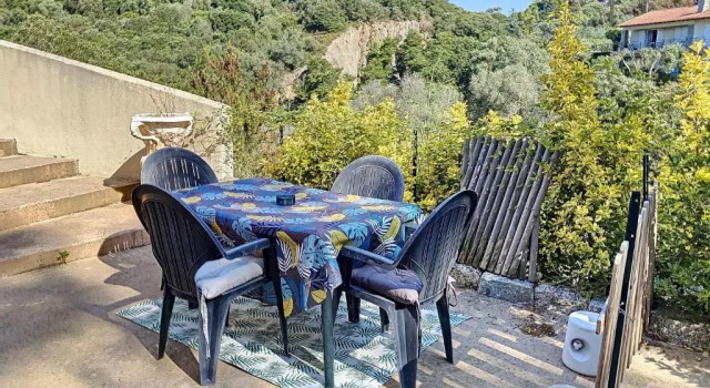 Апартаменты Grand appartement spacieux à 5 min du centre ville