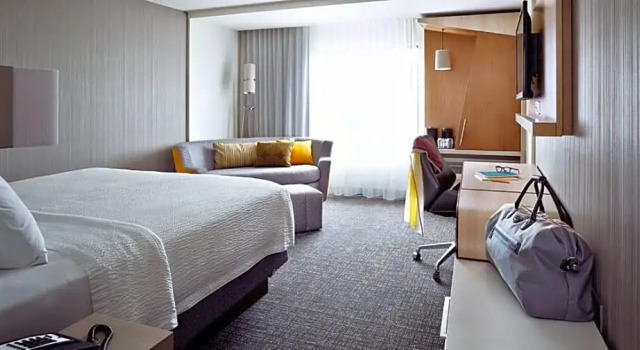 Номер Deluxe Courtyard by Marriott Rome