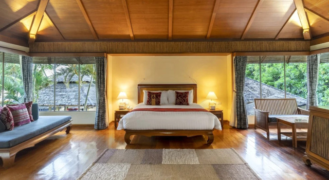 Двухместный полулюкс с видом на сад Centara Koh Chang Tropicana Resort