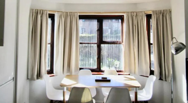Lovely 3 bed ground floor flat with free parking, Забронировать Отель Суонидж Jurassic Coast