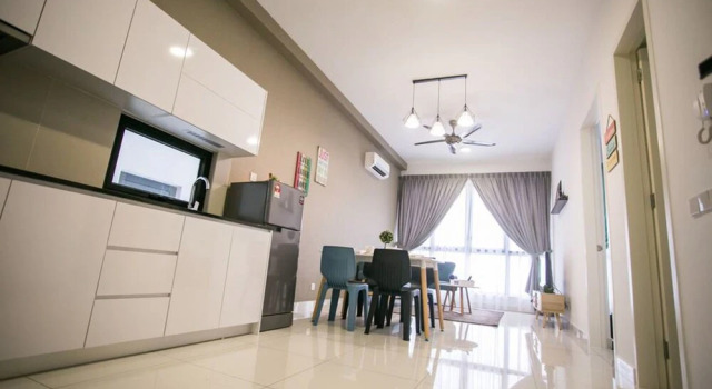 Educity Legoland Cozy 2 Bedroom Suite, Rezervovat Hotel Hotely v Gelang Patah s bazénem, Bazén