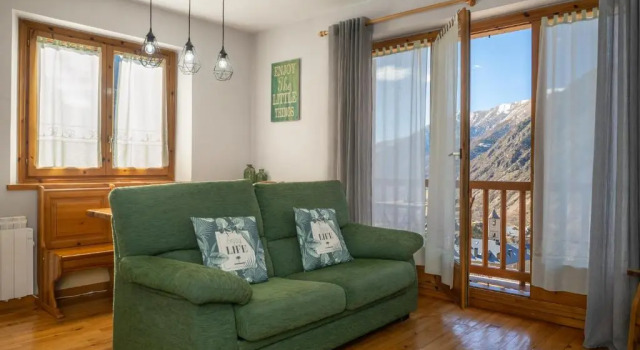 Апартаменты с видом на горы Apartamentos Ca de Marti