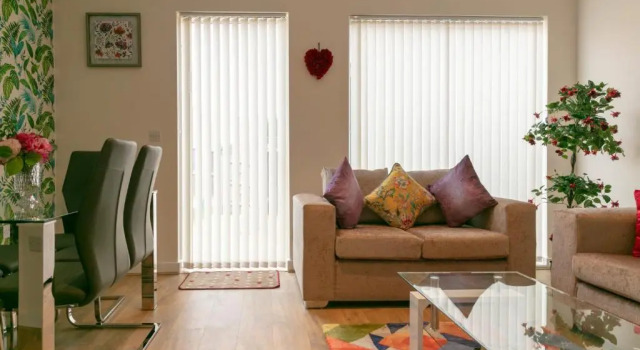 Addenbrookes Townhouse with Free Parking - 5 mins walk to Trumpington & Papworth Hospitals & Sleeps 6, Boek Hotel Hotels in Cambridge met parkeren, Parkeren
